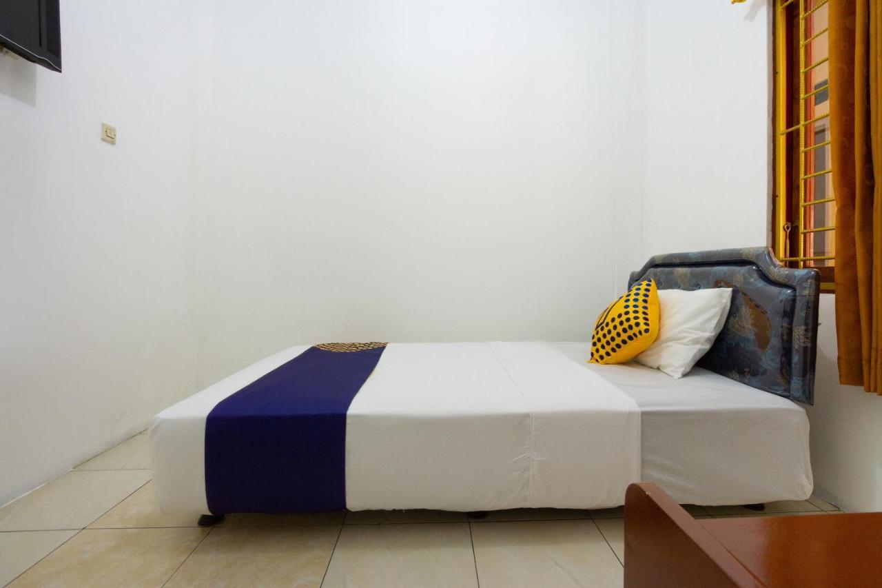 Spot On 2891 999 Guest House Sumedang Ngoại thất bức ảnh