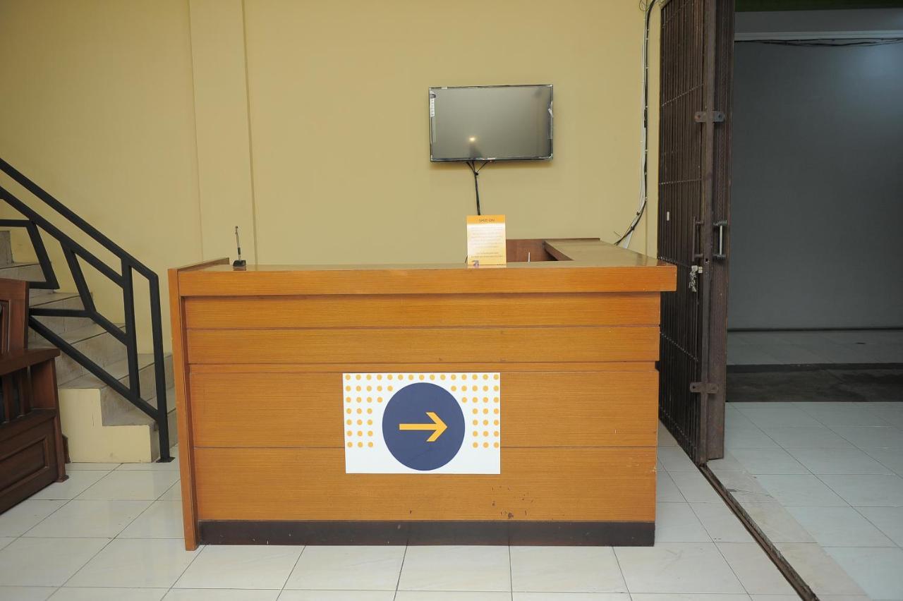 Spot On 2891 999 Guest House Sumedang Ngoại thất bức ảnh