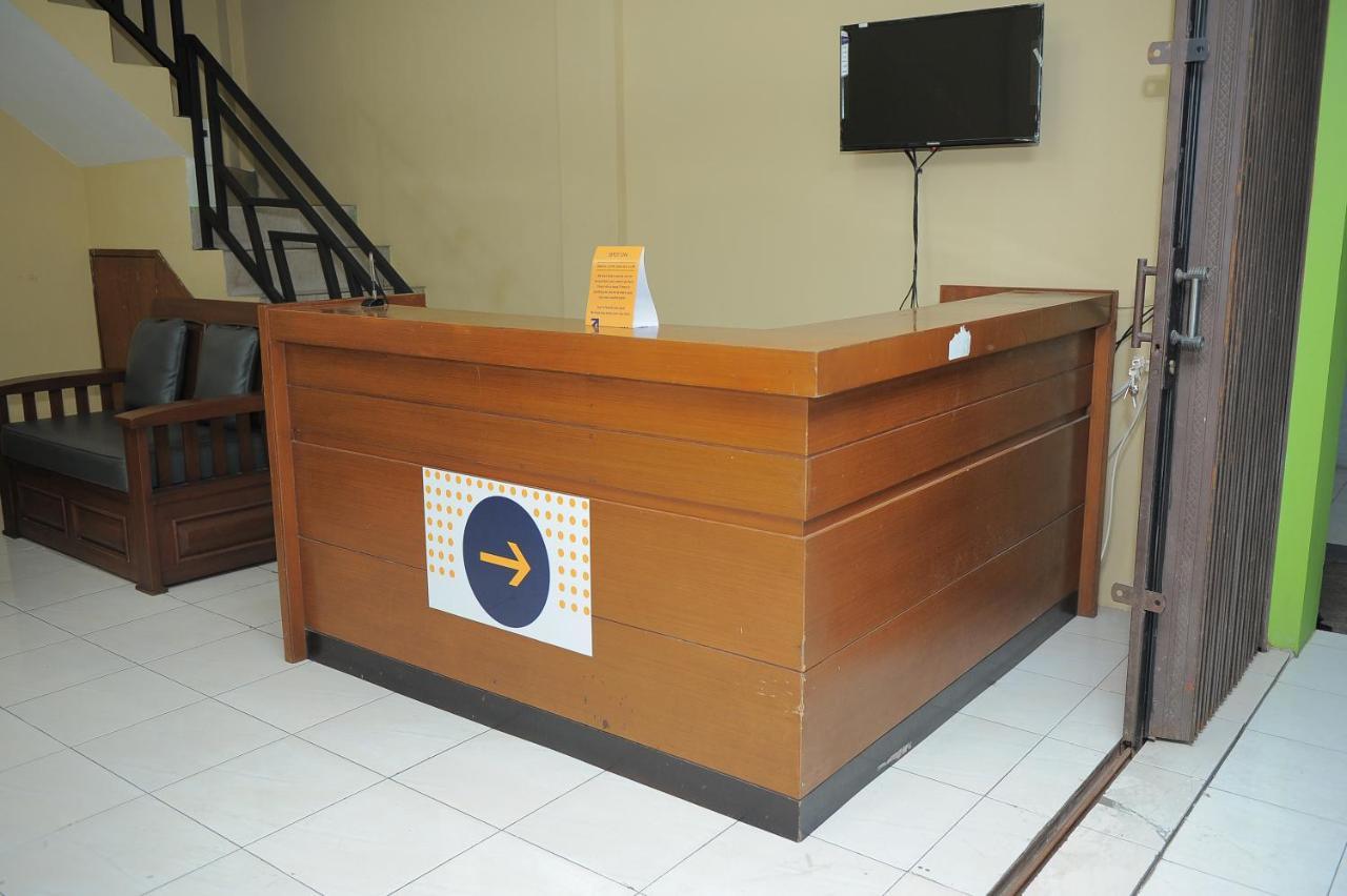 Spot On 2891 999 Guest House Sumedang Ngoại thất bức ảnh